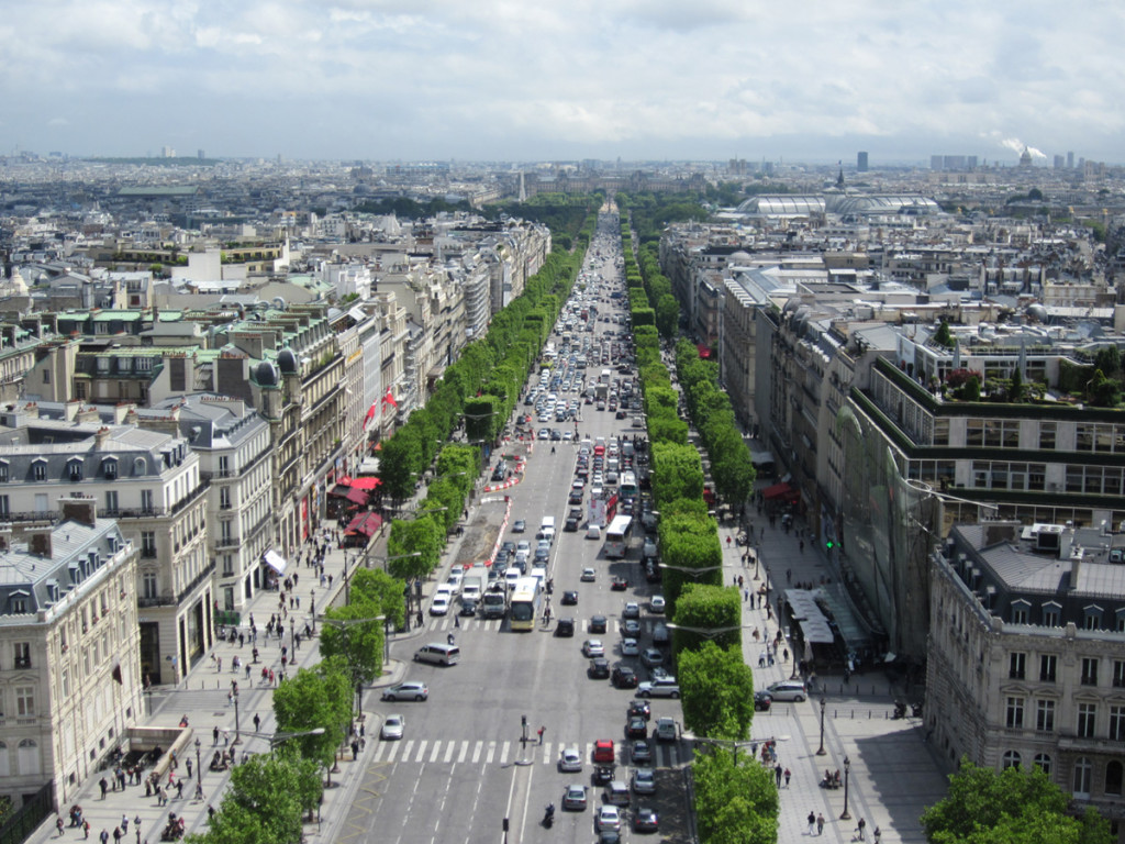 Champs Elysees | Photo credit: Wikimedia Commons