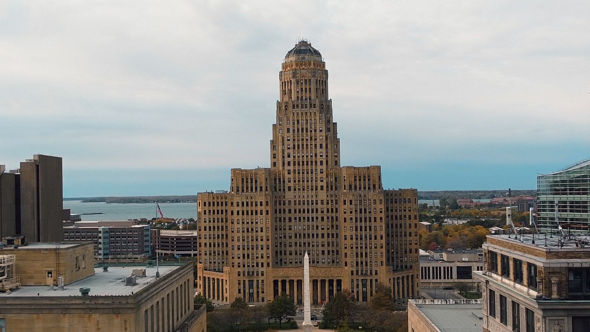 faldskærm Revival Asien Haunted History | City Hall, A Zone of Exceptional Human Experience –  Buffalo Rising